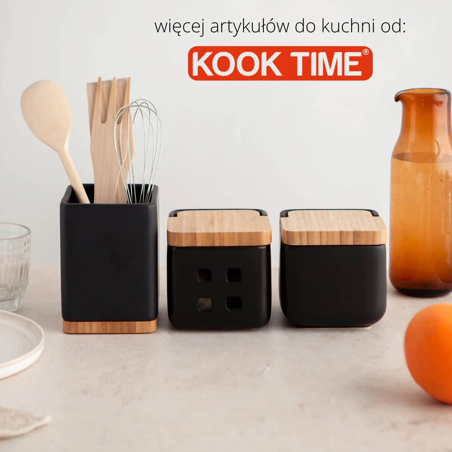 Ceramiczne uchwyty na przybory kuchenne z bambusową podstawą matowy czarny 10,5x10,5x15 cm