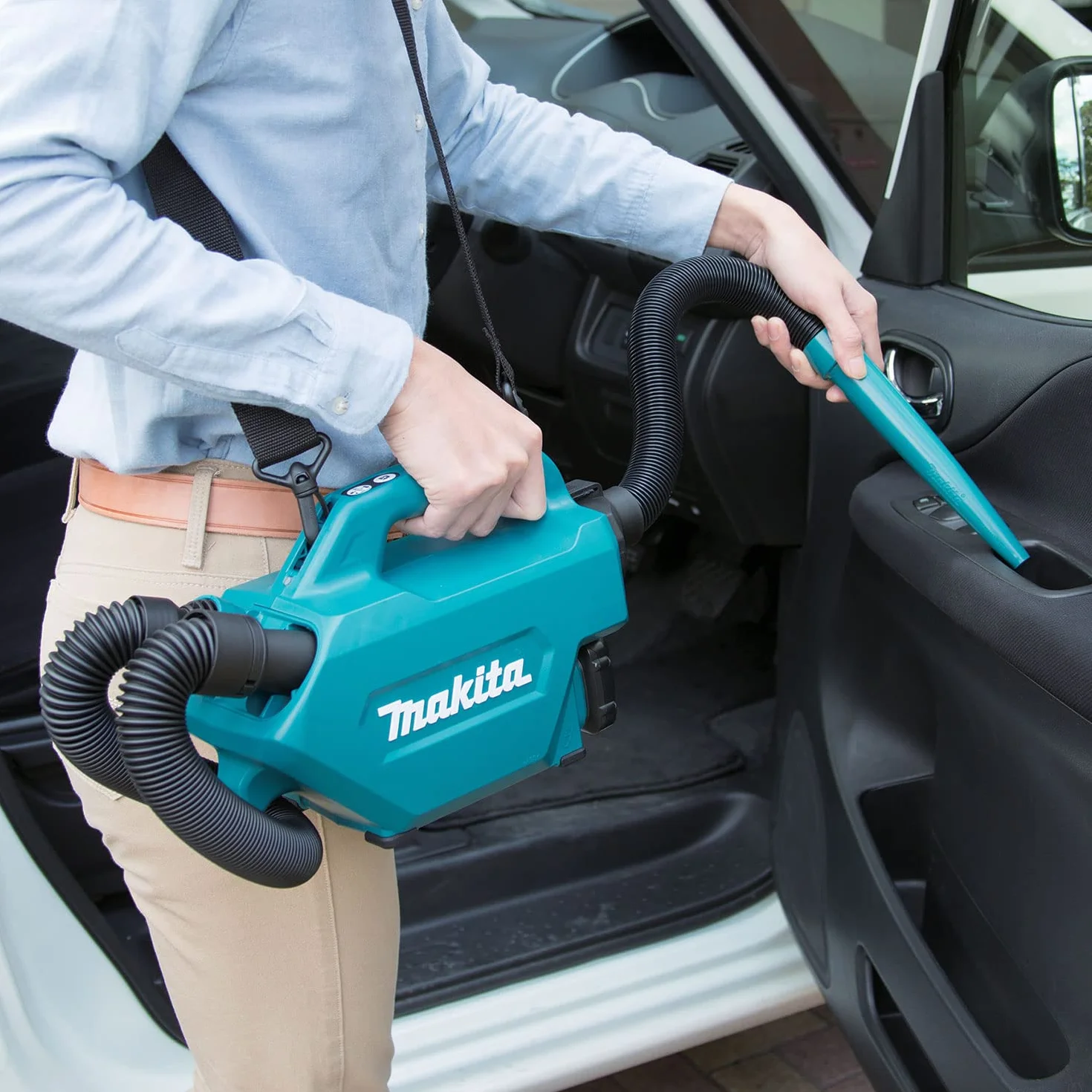 Makita CL121DZ Odkurzacz 12 V Max CXT 68 Decybeli