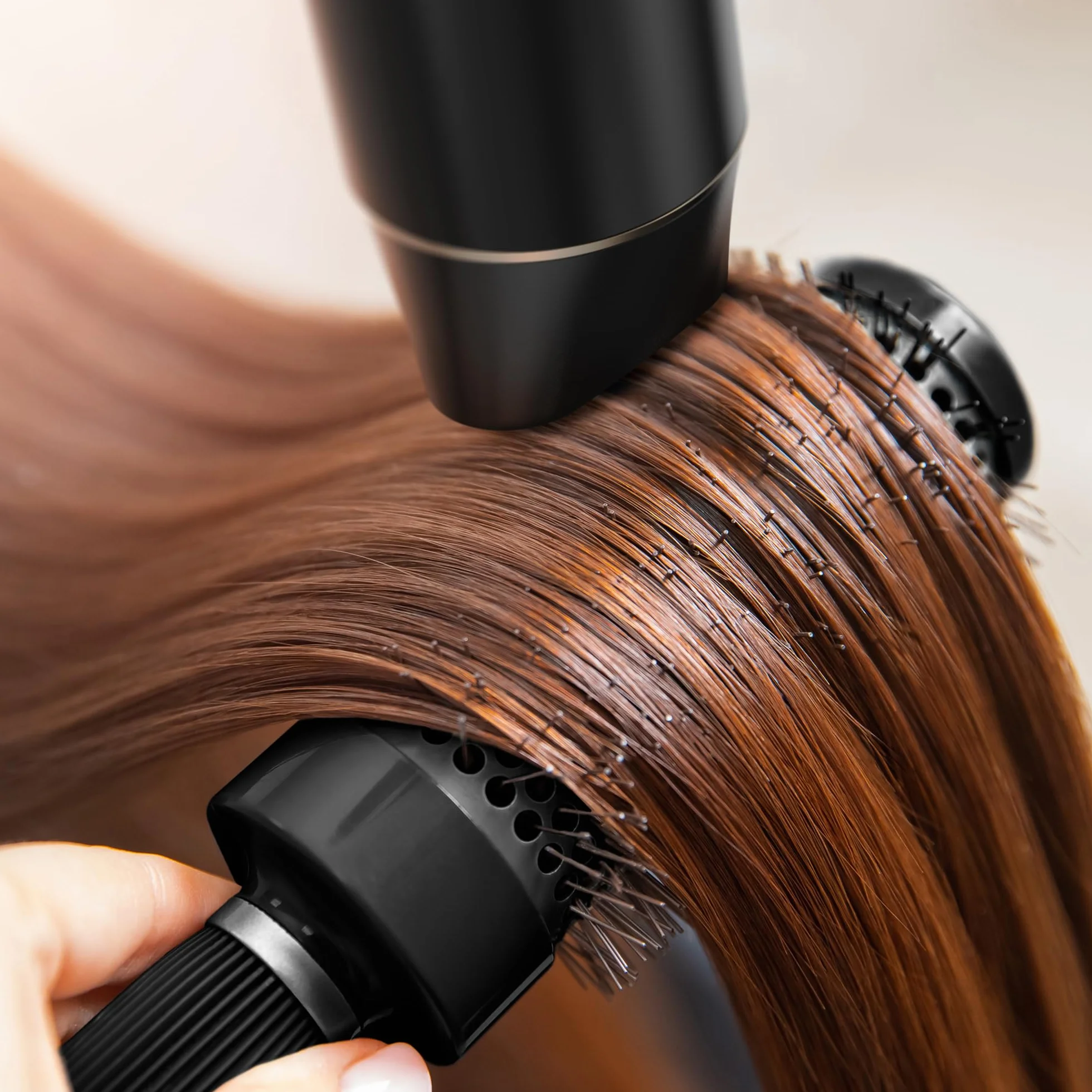 WAHL Ionic Flow, Profesjonalne Suszenie, Gładkie Włosy Bez Puszenia, Mocna, Lekka, Zimny Nawiew, Koncentracja Ciepła, Dyfuzor, Duża Prędkość, Stylizacja, Kompaktowa, Podróżna