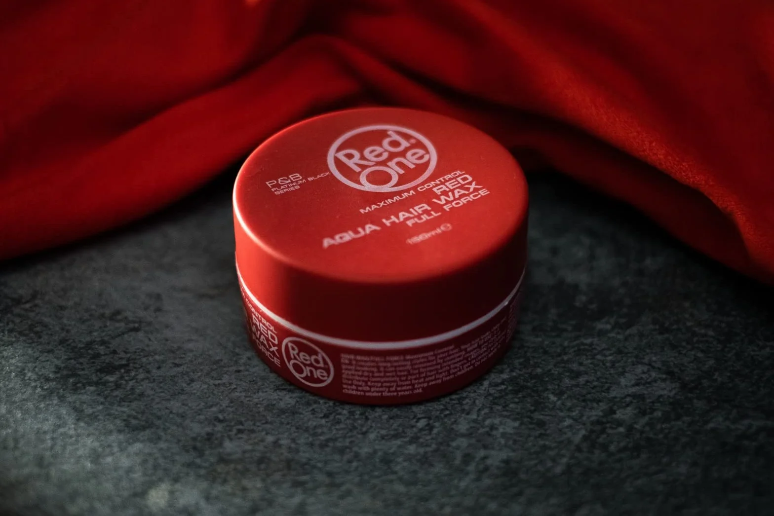 RedOne Czerwony Wosk Wodny do Stylizacji 150 ml | Kontrola krawędzi | Ultratrwały | Wosk do włosów dla mężczyzn i kobiet | Truskawkowy zapach | Maksymalna kontrola | Zestaw 6 szt