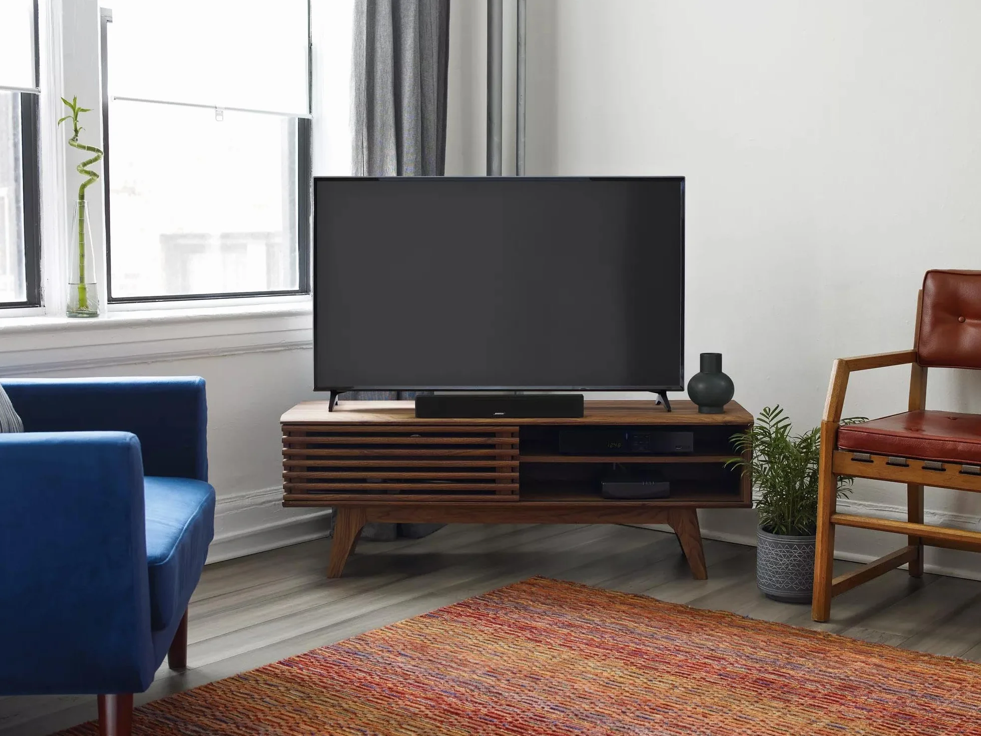 Bose Solo Soundbar Series 2 — głośnik Bluetooth do telewizora, czarny
