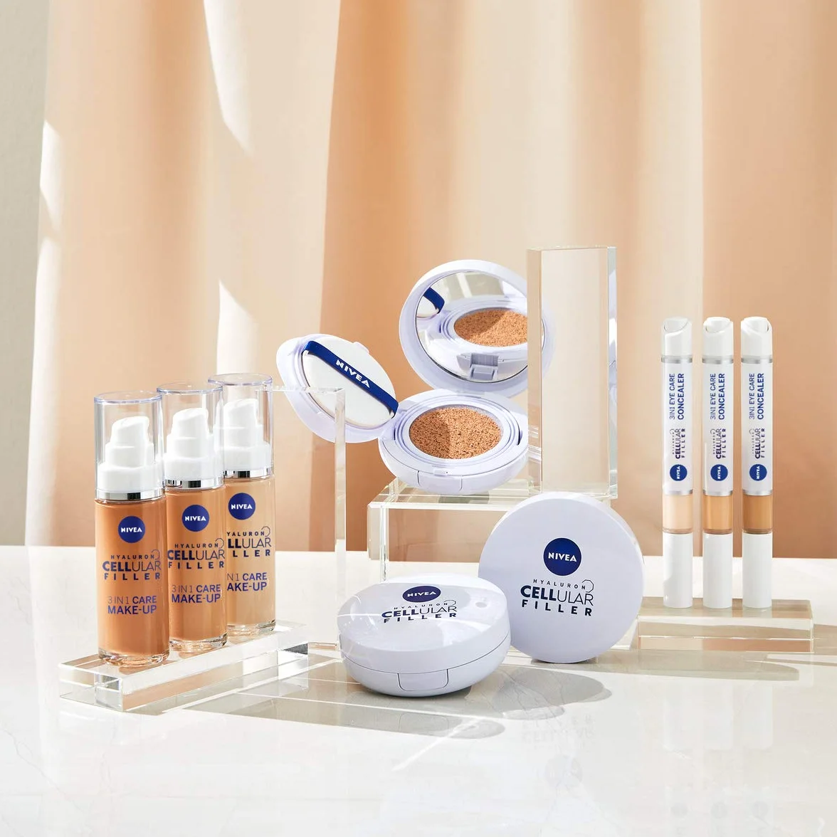 NIVEA HYALURON CELLULAR Filler Krem korygujący cienie pod oczami 3w1 z kwasem hialuronowym, odcień jasny, 4 ml