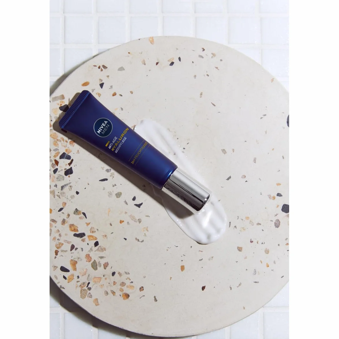NIVEA MEN Hyaluron Przeciwzmarszczkowy krem nawilżający pod oczy dla mężczyzn z kwasem hialuronowym, 15 ml