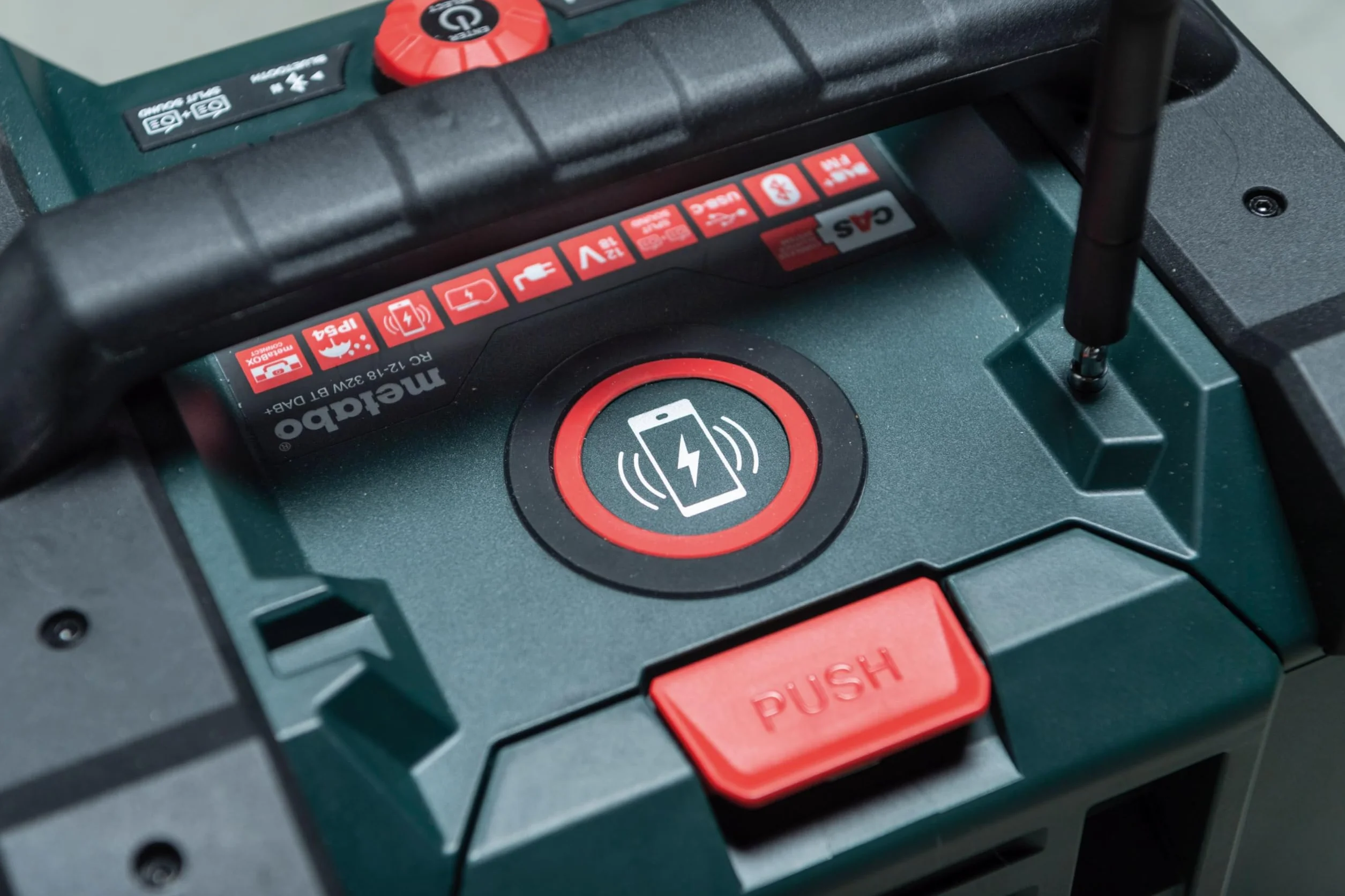 Metabo Radio budowlane RC 12-18 32 W BT DAB+, 18 V, z Bluetooth i AUX, klasa ochrony IP 54, radio 600779850