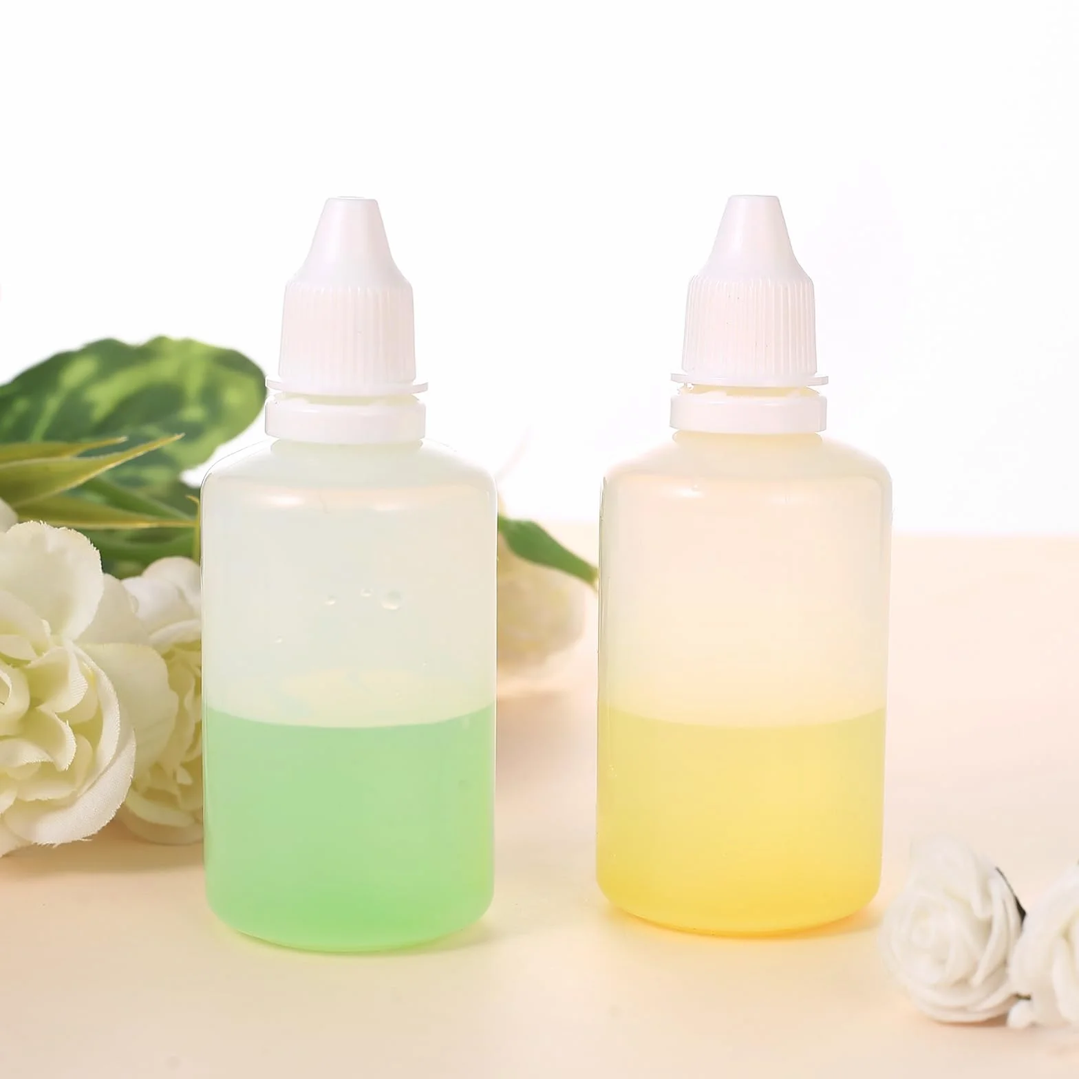 Opakowanie 20 butelek z zakraplaczem 50 ml z pokrywką do olejków eterycznych, rozpuszczalników, olejów, esencji, soli fizjologicznej itp. - Szczelne, wielokrotnego użytku materiał PP, czerwony