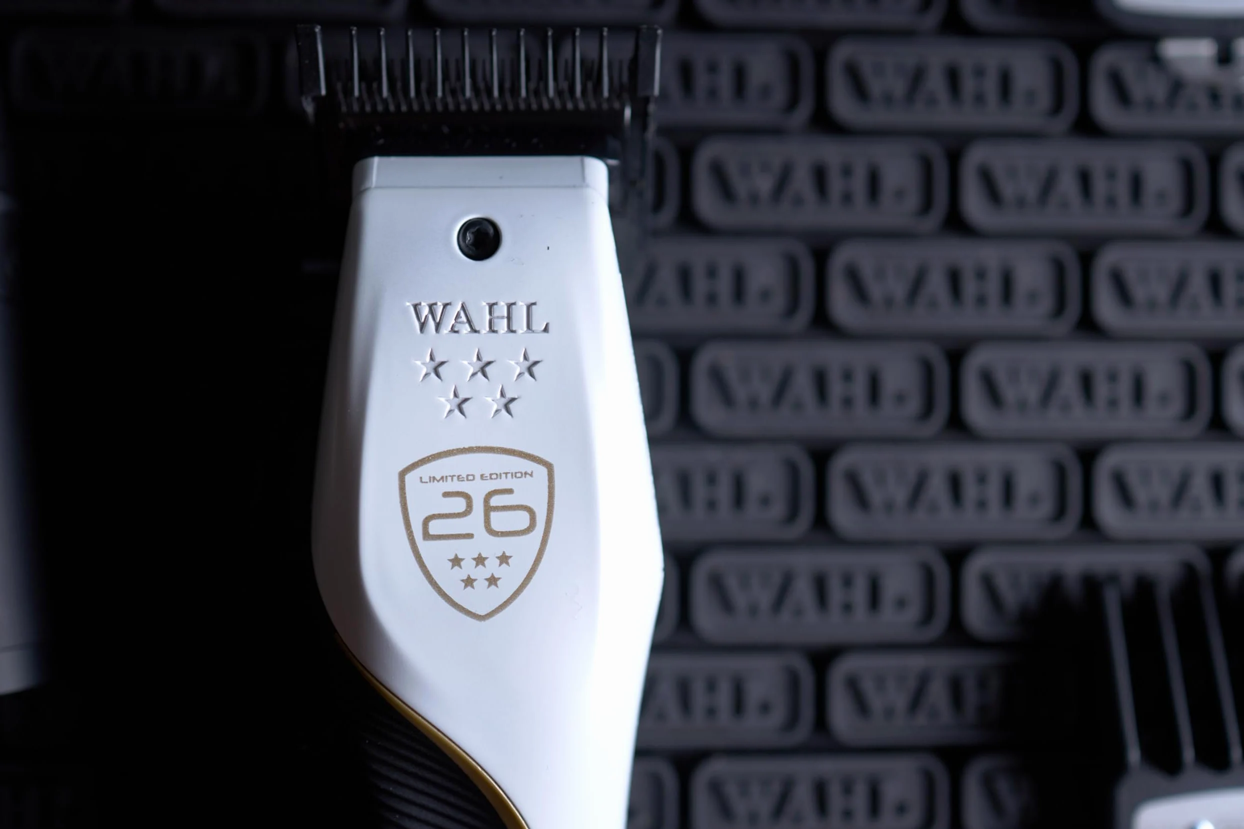 Wahl Vapor CE Championship Edition Bezprzewodowa Maszynka, Ostrze F32 | Bezprzewodowa Maszynka z Ostrzem F32 Fadeout, Silnik 8000 obr/min i do 2,5 Godziny Pracy Bezprzewodowej