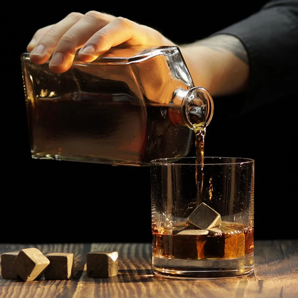 Granitowe kostki lodu do whisky wielokrotnego użytku 9 sztuk