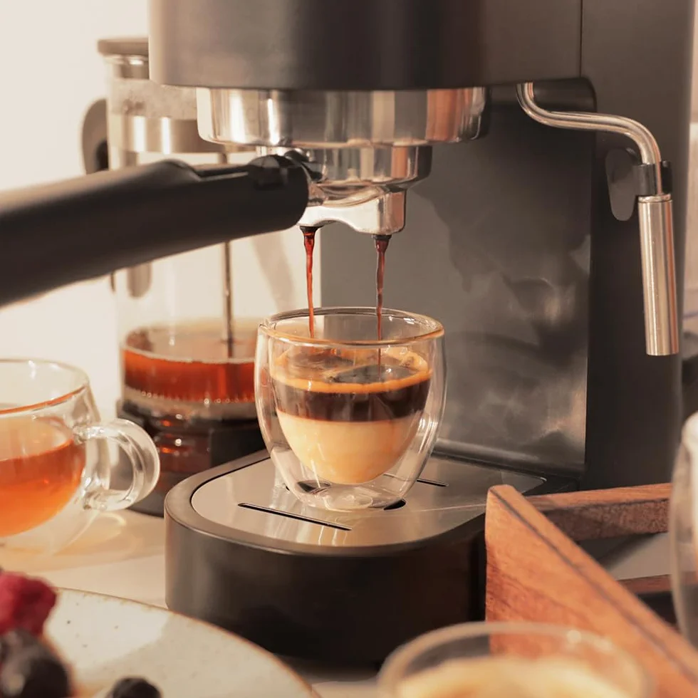 Cecotec Ekspres do kawy Cafelizzia Fast 1350 W 20 bar Czarny