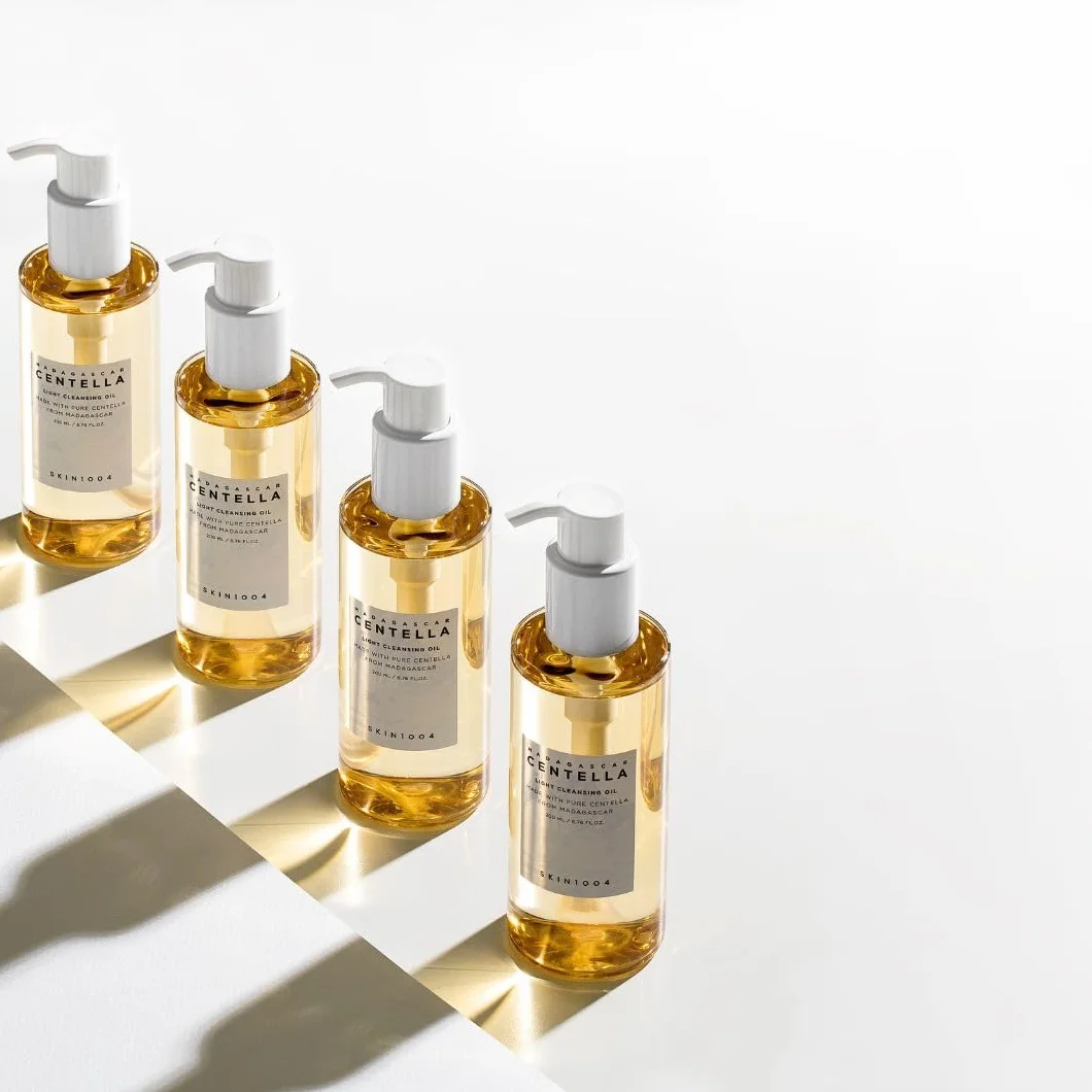 SKIN1004 Madagascar Centella Light Cleansing Oil (30 ml)