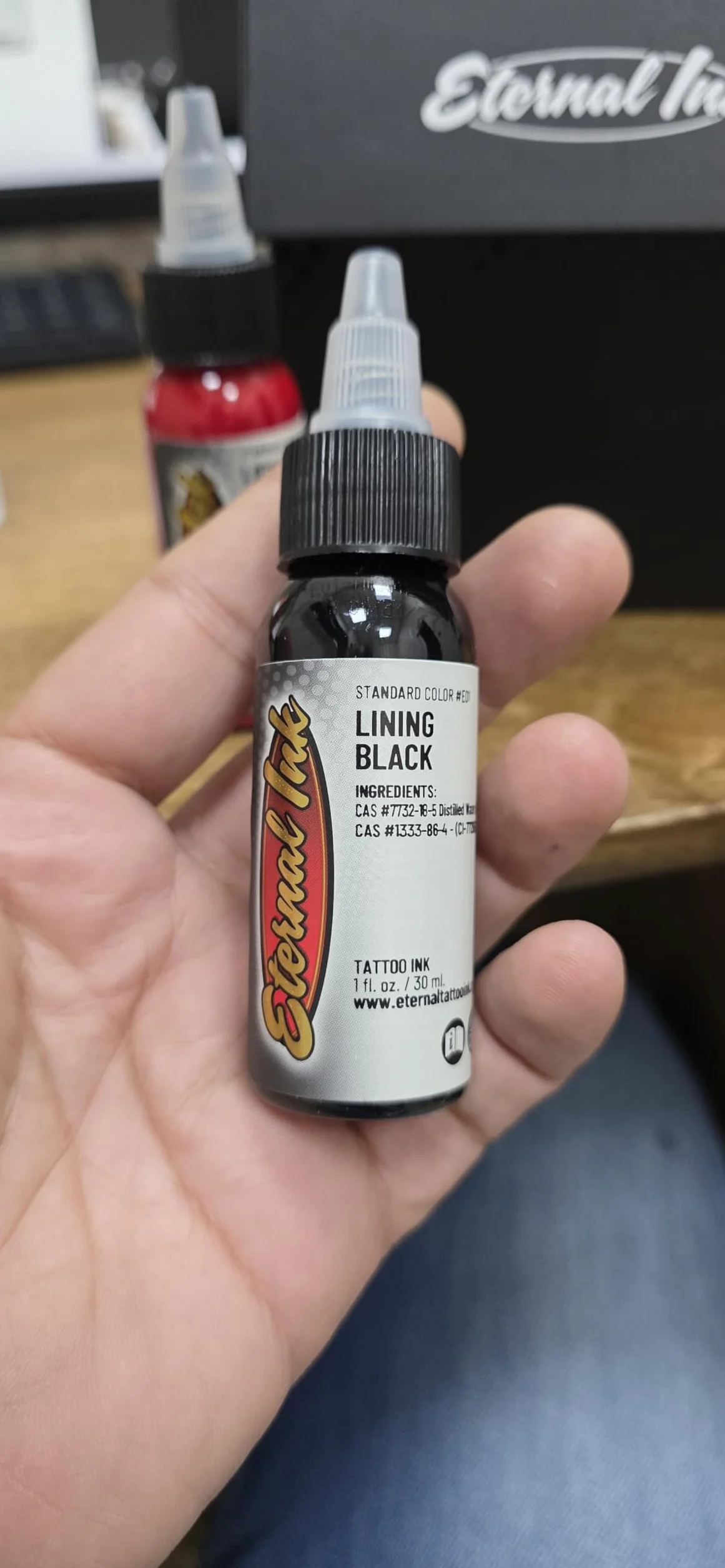 Profesjonalny tusz do tatuażu - Eternal ink - Lining Black 30 ml (czarny dla linii). Oryginalny tusz (Made in USA)