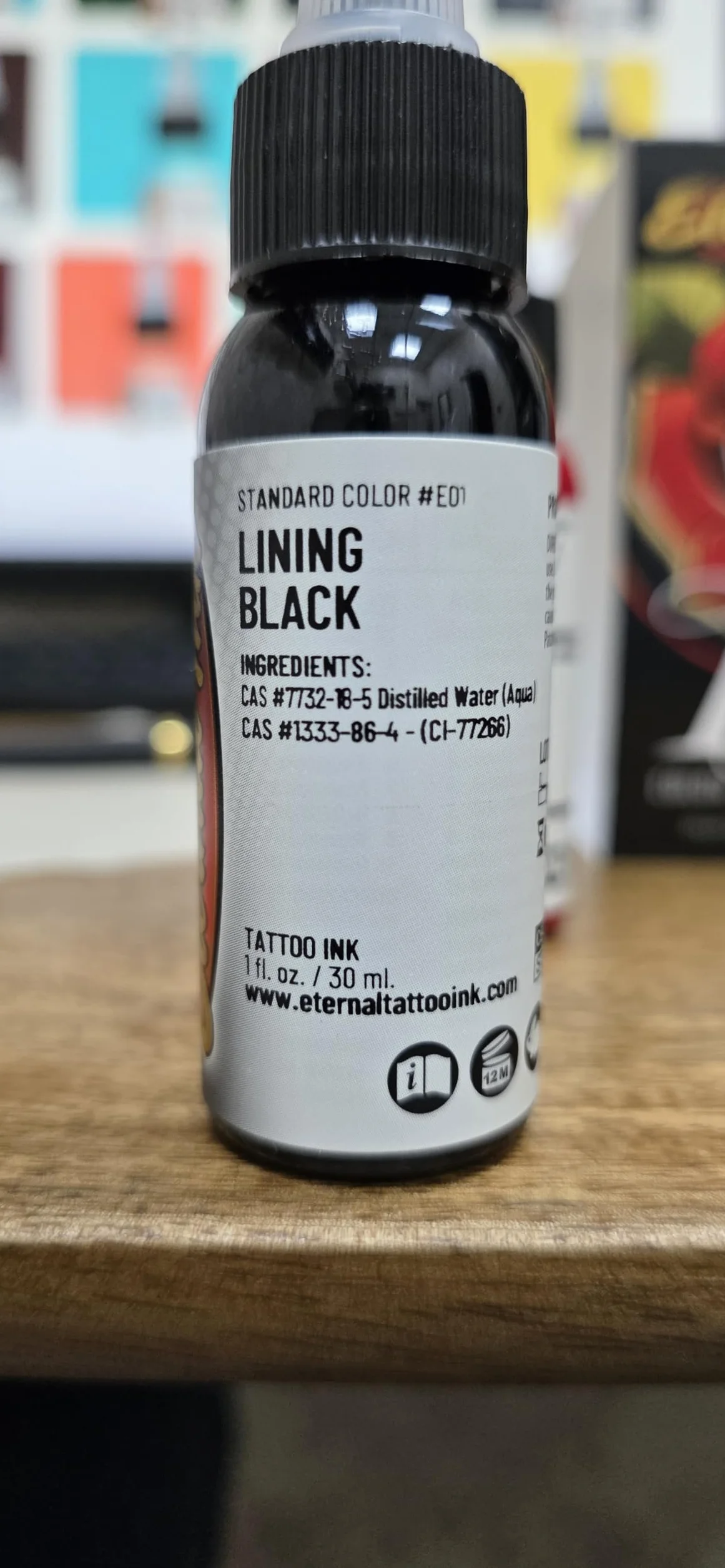 Profesjonalny tusz do tatuażu - Eternal ink - Lining Black 30 ml (czarny dla linii). Oryginalny tusz (Made in USA)