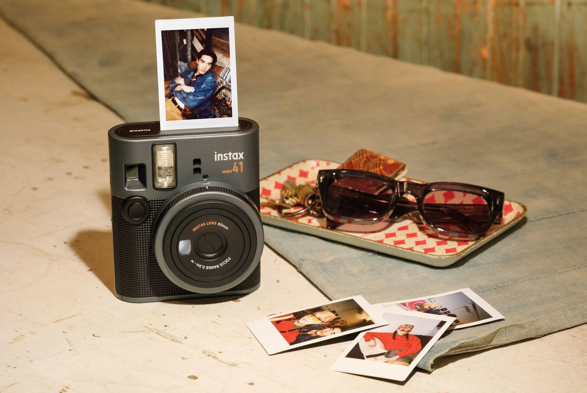 FUJIFILM Appareil Photo Instantané Instax Mini 41