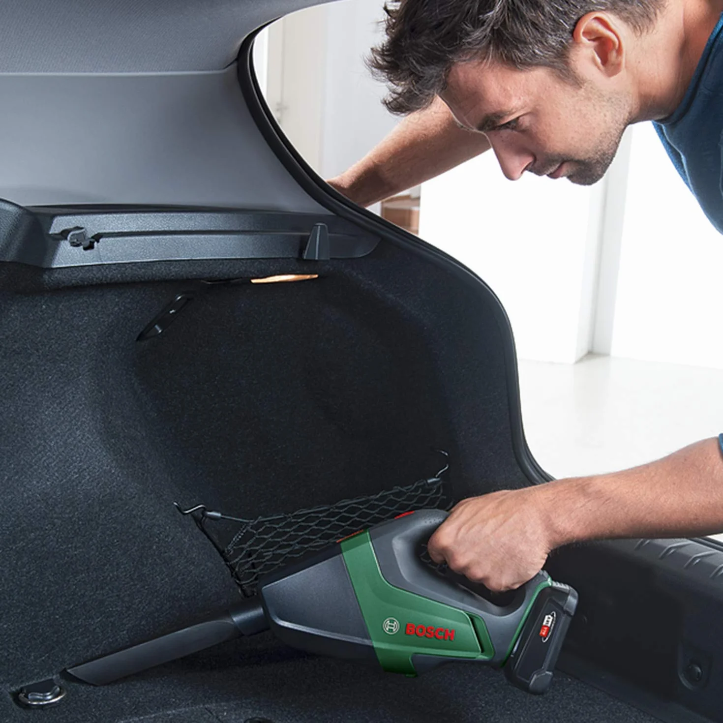 Bosch UniversalVac 18 Odkurzacz akumulatorowy 18V