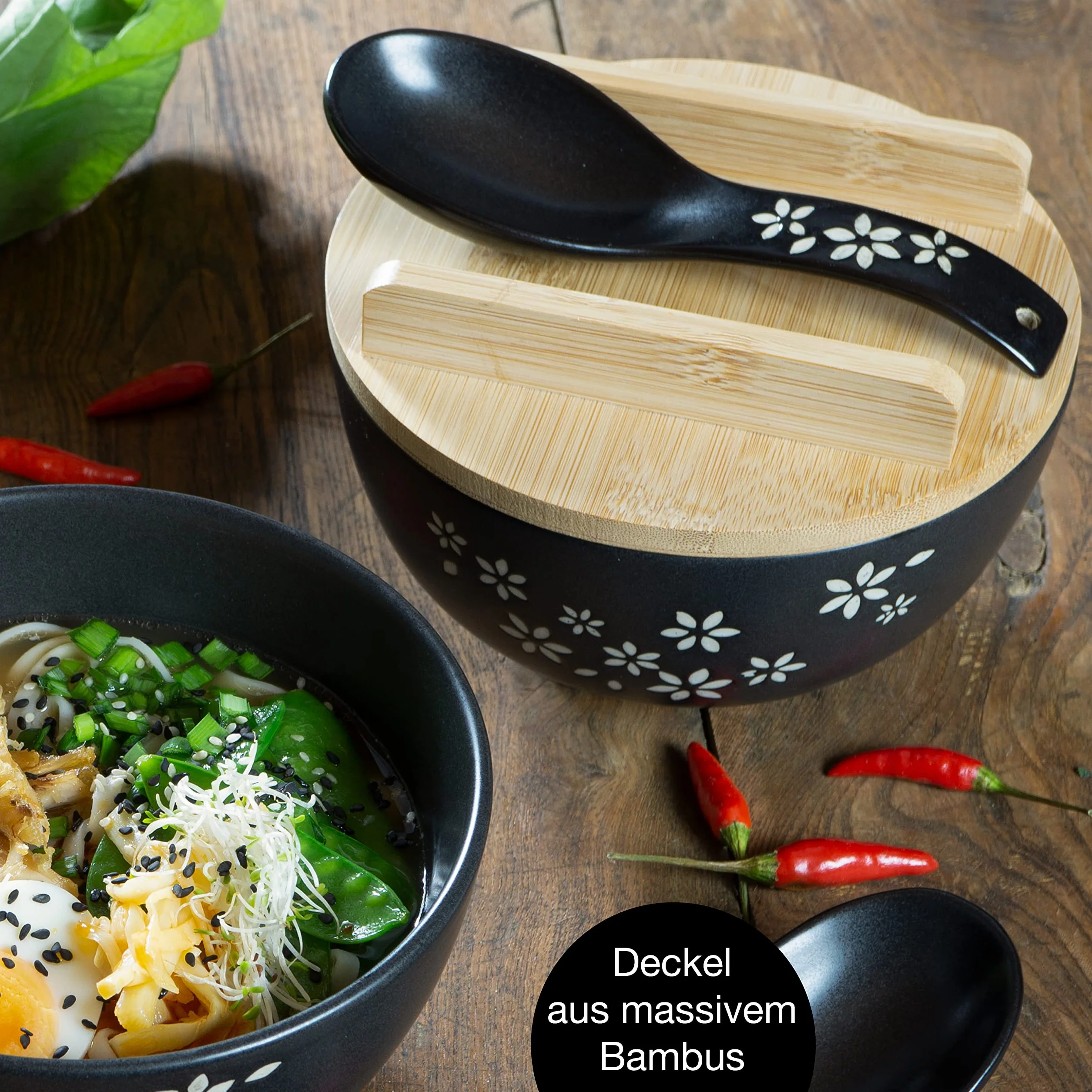 Moritz & Moritz Zestaw 4 ceramicznych misek ramenowych, 600 ml, Ø 15 cm, czarna, dla 4 osób, miska na zupę, Pho i Sushi Bowl, z pałeczkami, pokrywką i łyżką