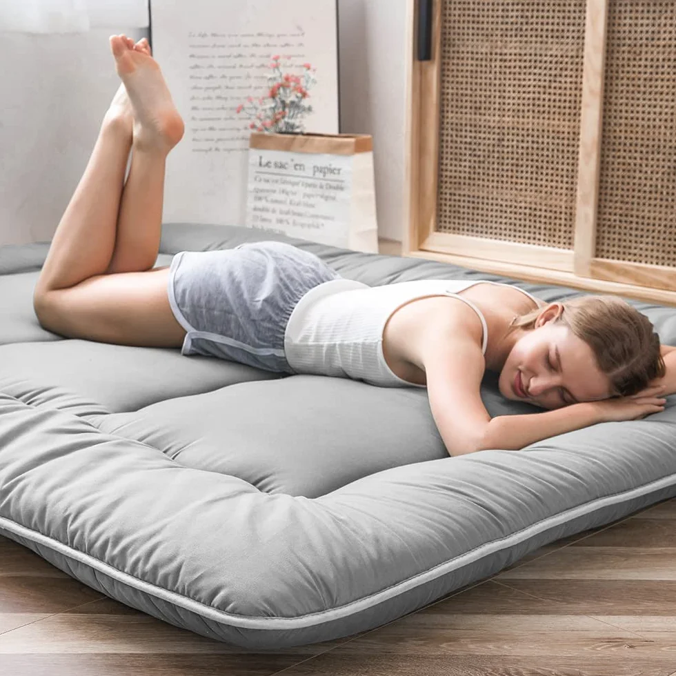 MAXYOYO Japoński materac podłogowy futon mata tatami składany zwijany rozmiar podwójny szary