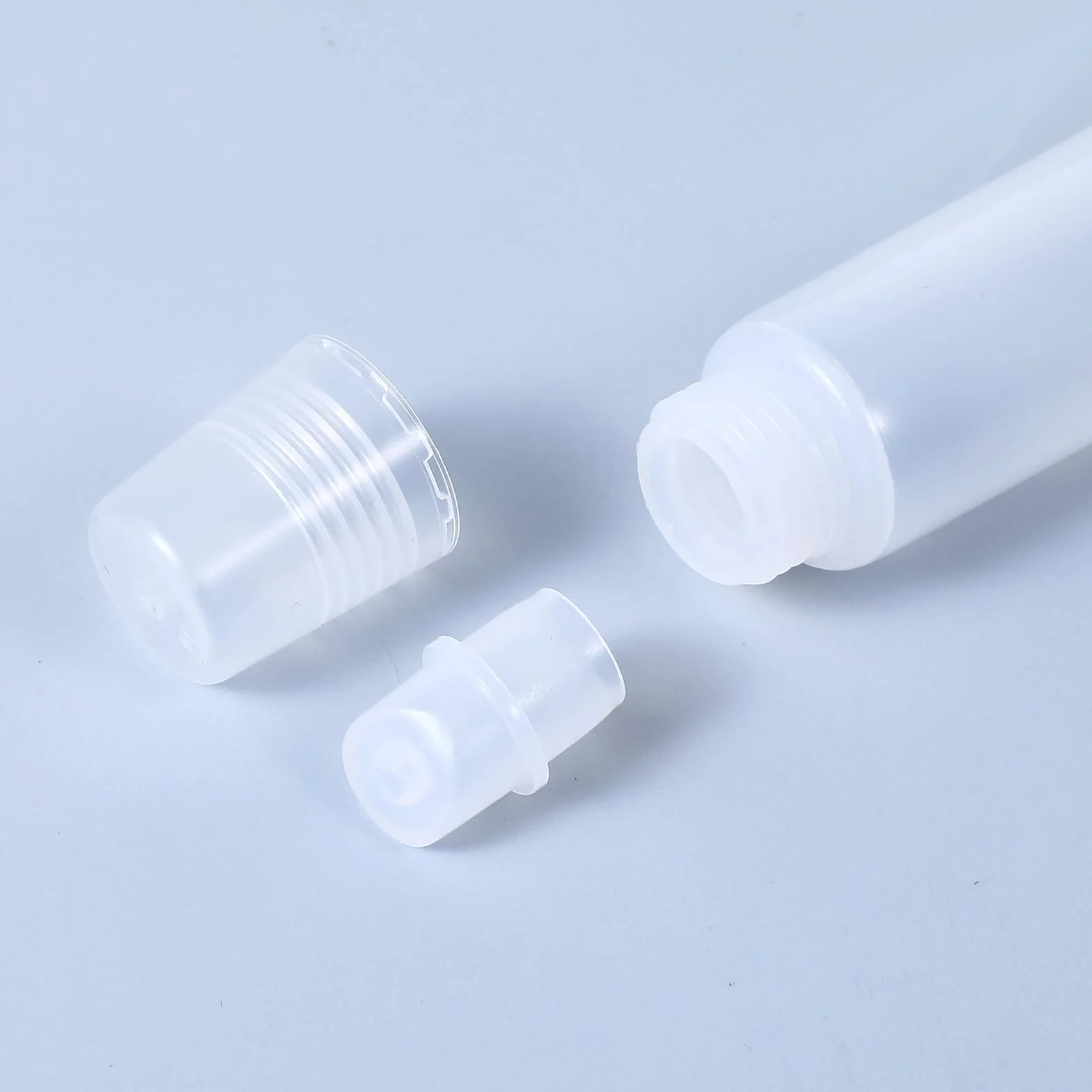 Andibro 5 pustych tubek do ust, 15 ml, przezroczyste puste tubki z tworzywa sztucznego, do wielokrotnego napełniania, z tworzywa sztucznego, mini pojemnik na kosmetyki, kosmetyki, kosmetyki, przybory