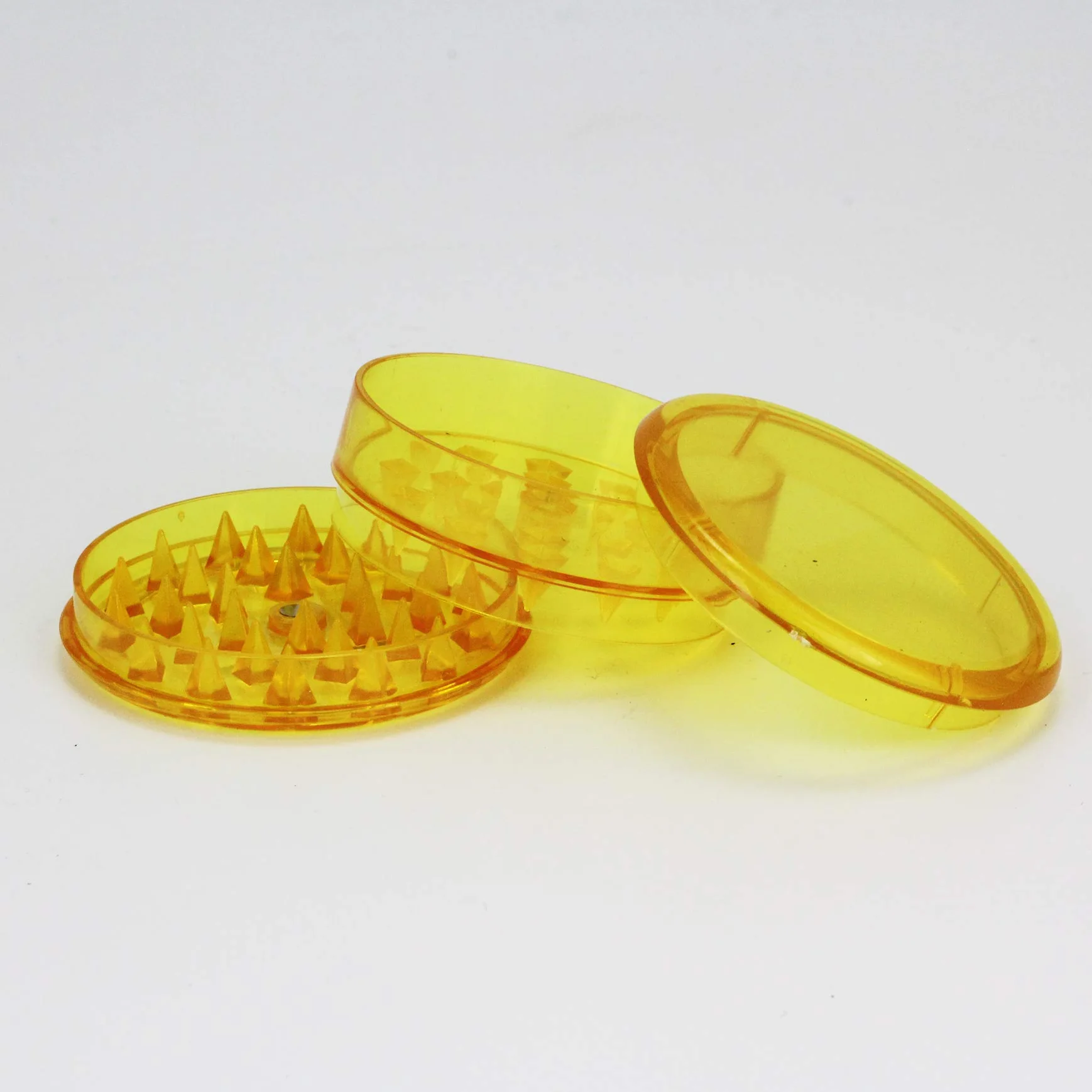 Młynek do przypraw z plastiku 60 mm trzyczęściowy