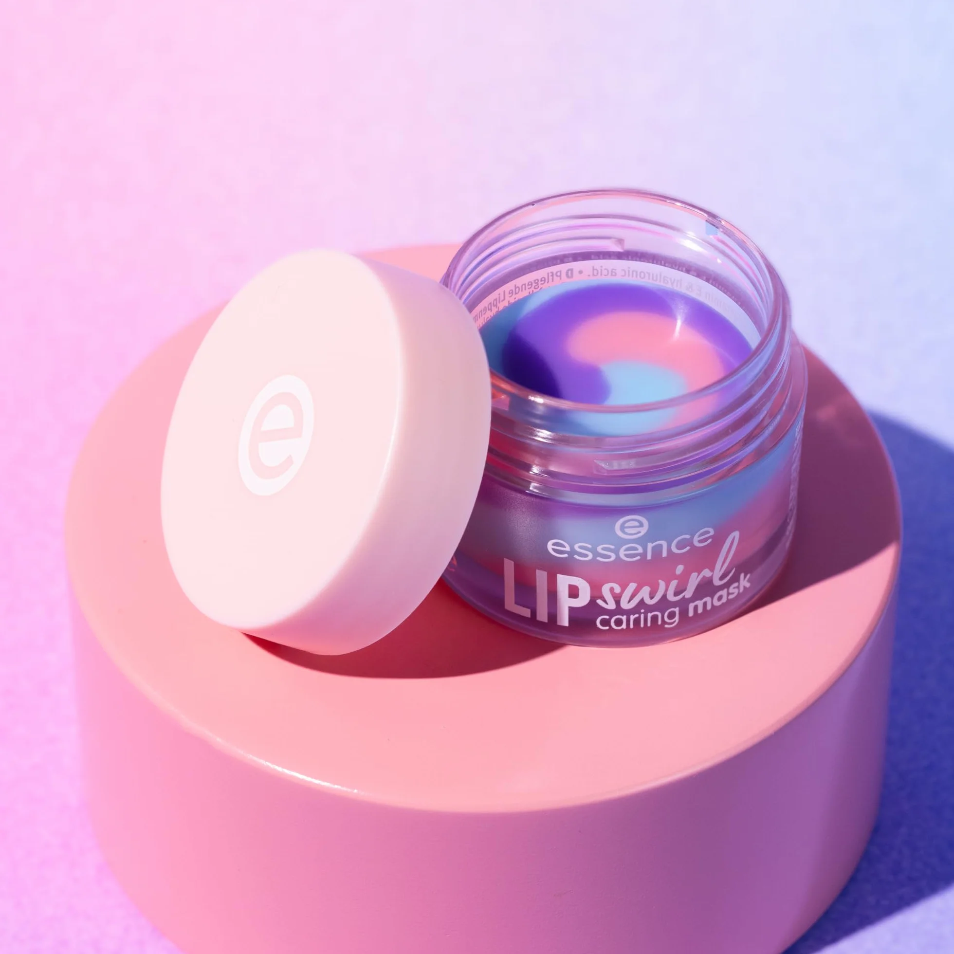 essence Odżywcza maseczka do ust LIP swirl, wygładzanie, opieka, zroszony, przeświecający (8g)