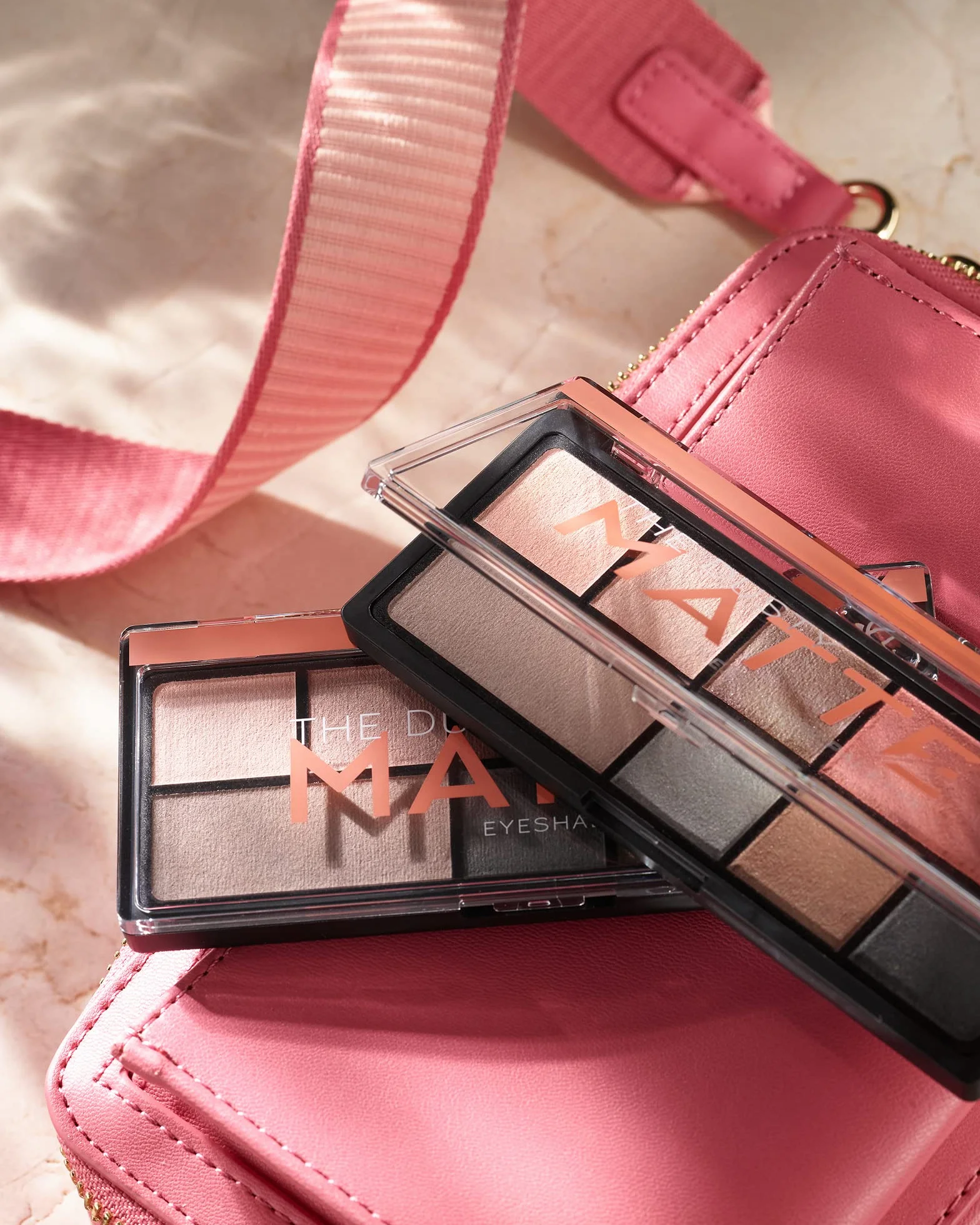 Catrice Paleta cieni do powiek Dusty Matte, matowy (9g)
