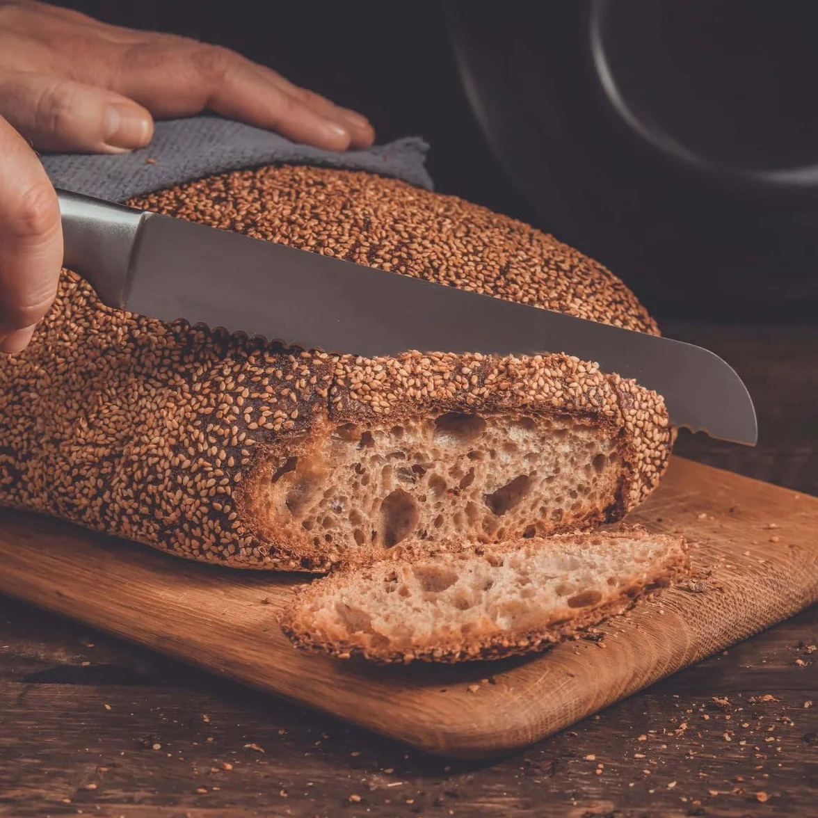 Nirosta Nóż do chleba Star, ząbkowany nóż kuchenny, japońska stal nierdzewna, poręczny uchwyt, ręcznie ostrzone ostrze ząbkowane, ostry nóż do chleba (długość ostrza: ok. 20 cm), ilość: 1 sztuka