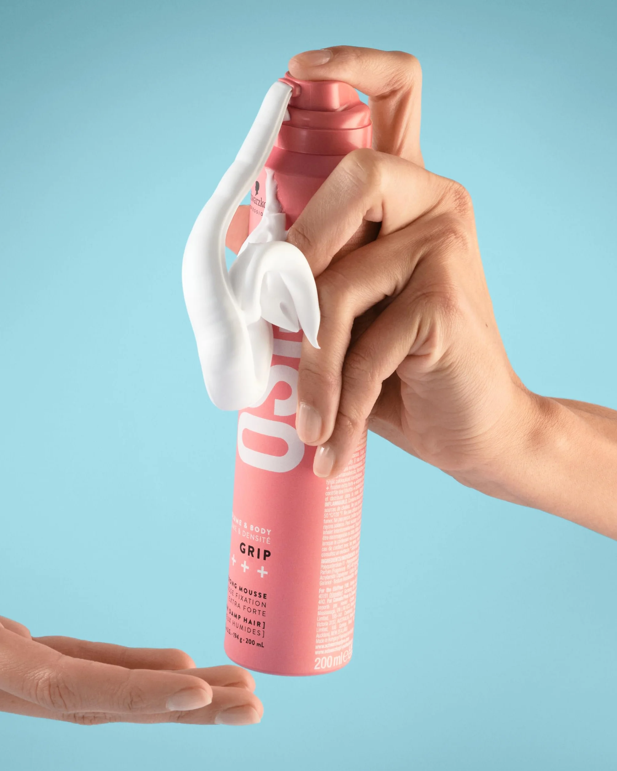 Schwarzkopf OSiS+ Grip Ekstremalna pianka mocująca, 200 ml