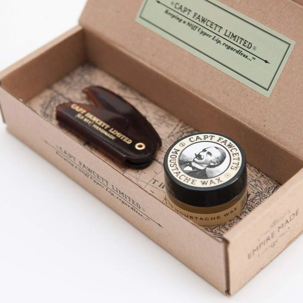 Captain Fawcett Wosk Wąsy Drzewo sandałowe & Grzebień Captain Fawcett 300 g