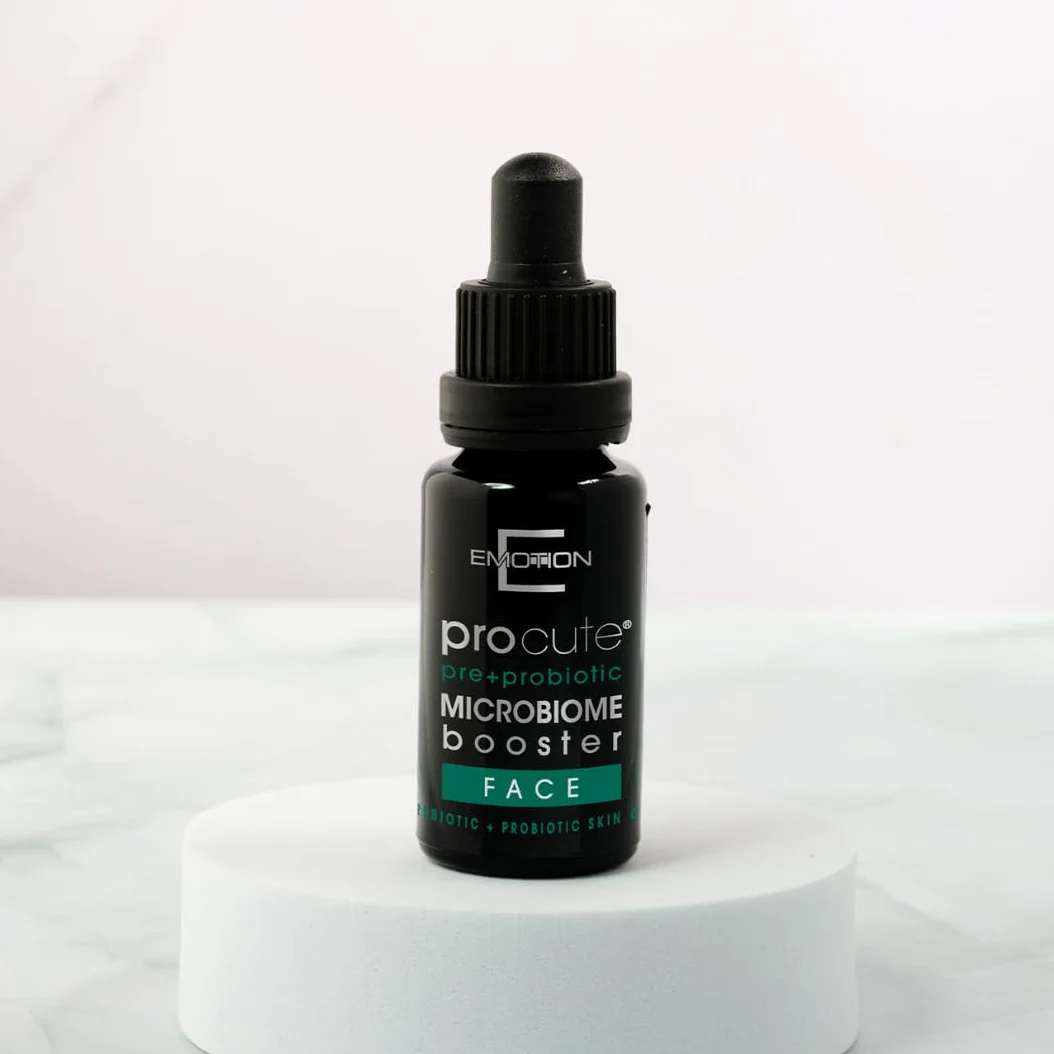 BOOSTER Dermobiotyczne serum do twarzy skoncentrowane z pre i probiotykami. Do skóry szorstkiej, nierównomiernej z zaczerwienieniem lub suchością. ZRÓWNOWAŻONY, ODŻYWCZAJĄCY DLA ZDROWEGO
