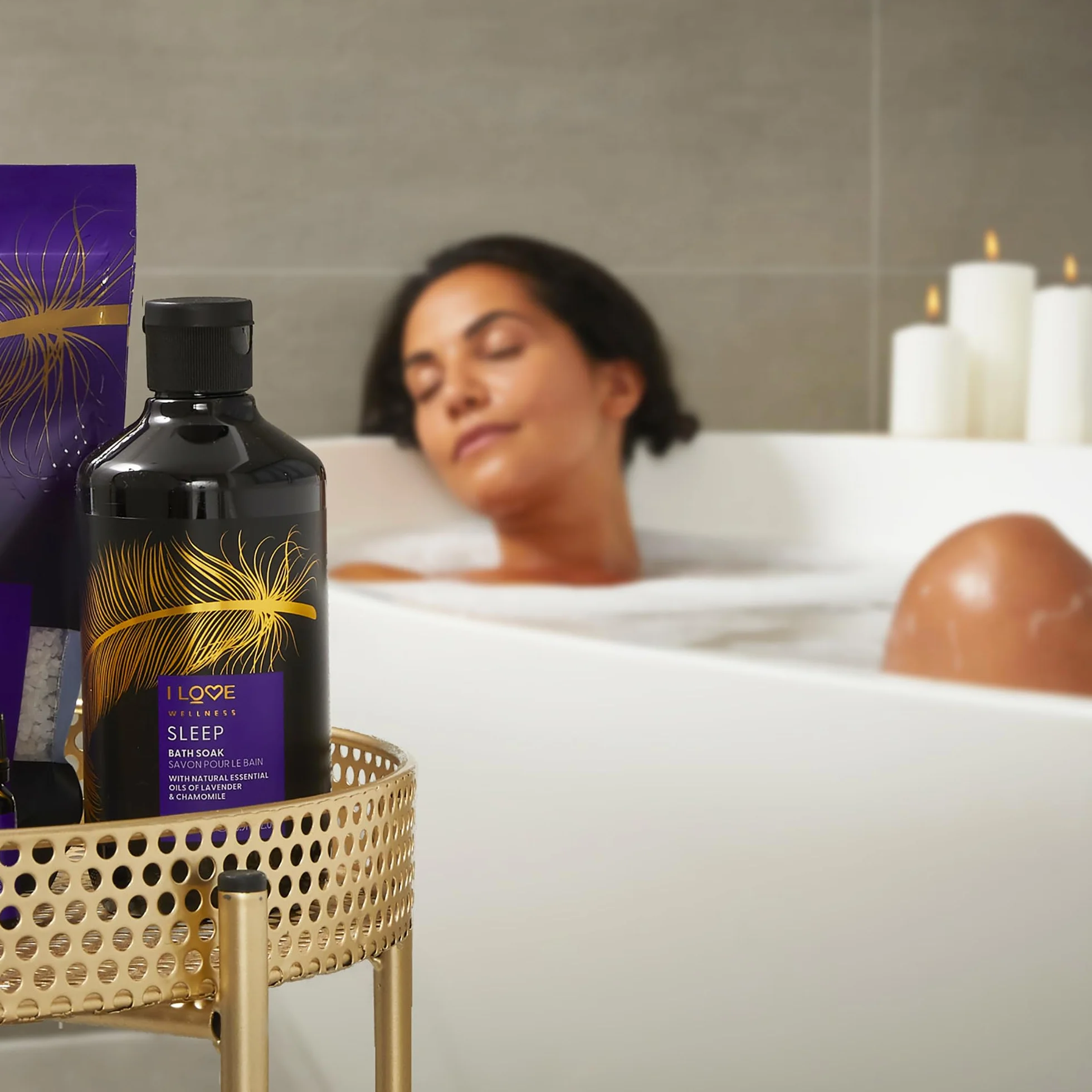 I Love Wellness SLEEP Bath Soak, With Natural Essential Oils Of Lavender & Chamomile, Fragranced Bath Soak, Invigorating Aroma, Vegetarian & Vegan-Friendly - 500ml