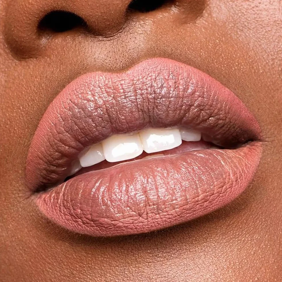 Catrice Konturówka do ust Plumping, nawilżanie, długotrwały, matujący, intensywny kolor, matowy (0.35g)