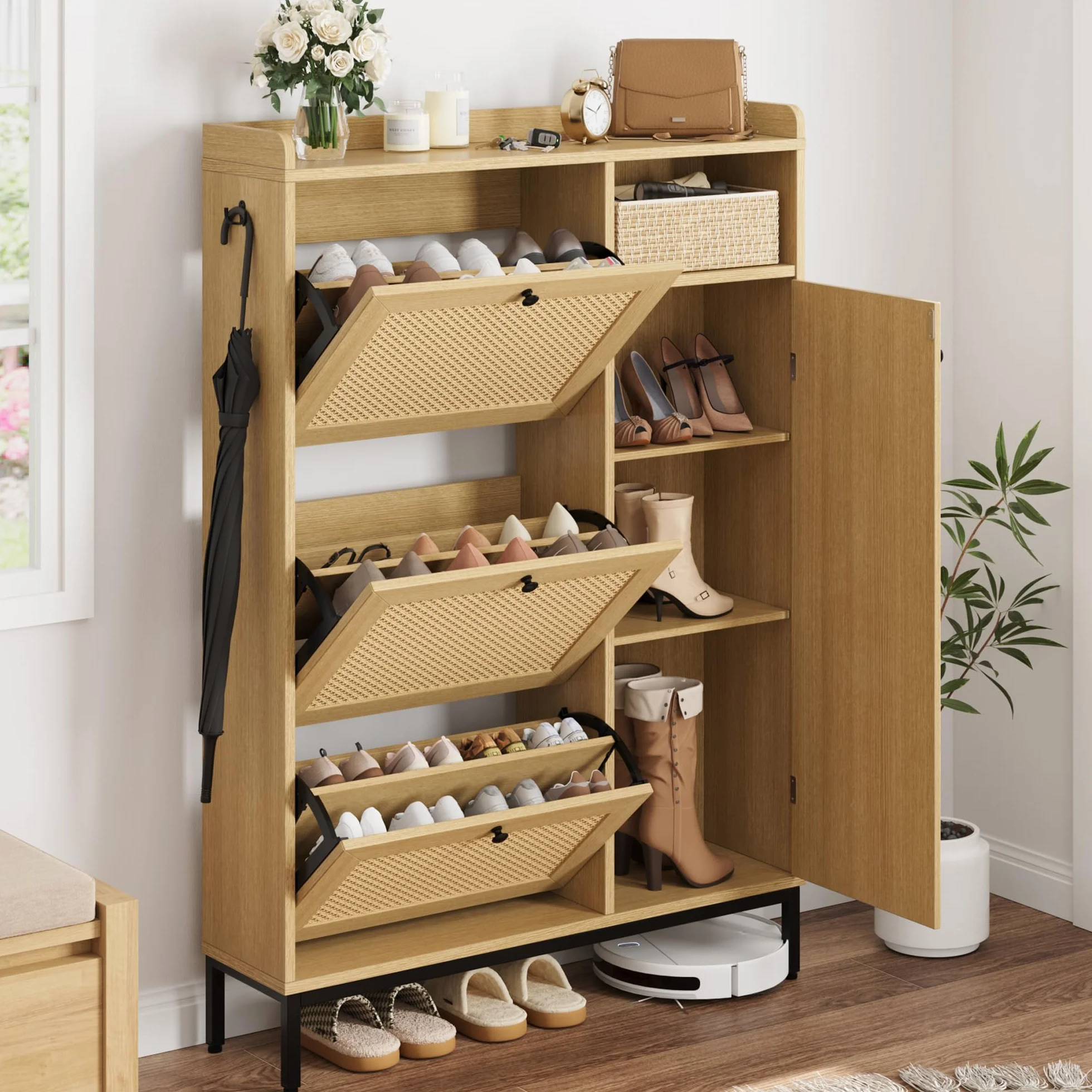 Wąska szafka na buty, rattanowa szafka na buty z 3 klapkami, 4 półki, wolnostojąca szafka uchylna na buty z regulowanymi półkami, z zestawem zabezpieczającym przed przewróceniem, do