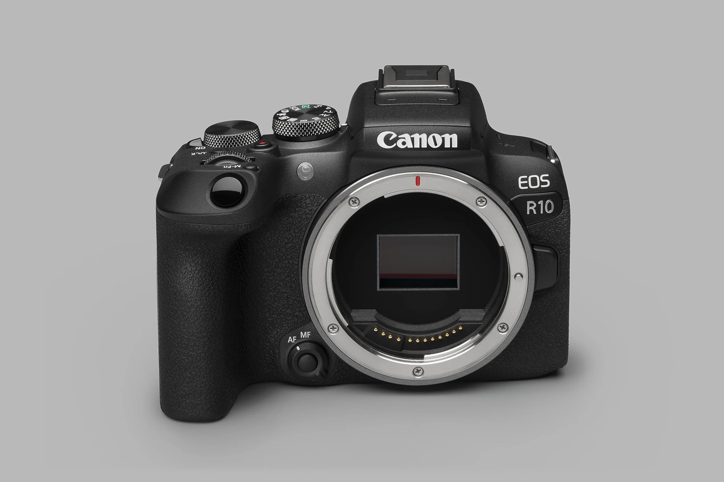Canon EOS R10+RF-S 18-45mm F4.5-6.3 IS STM