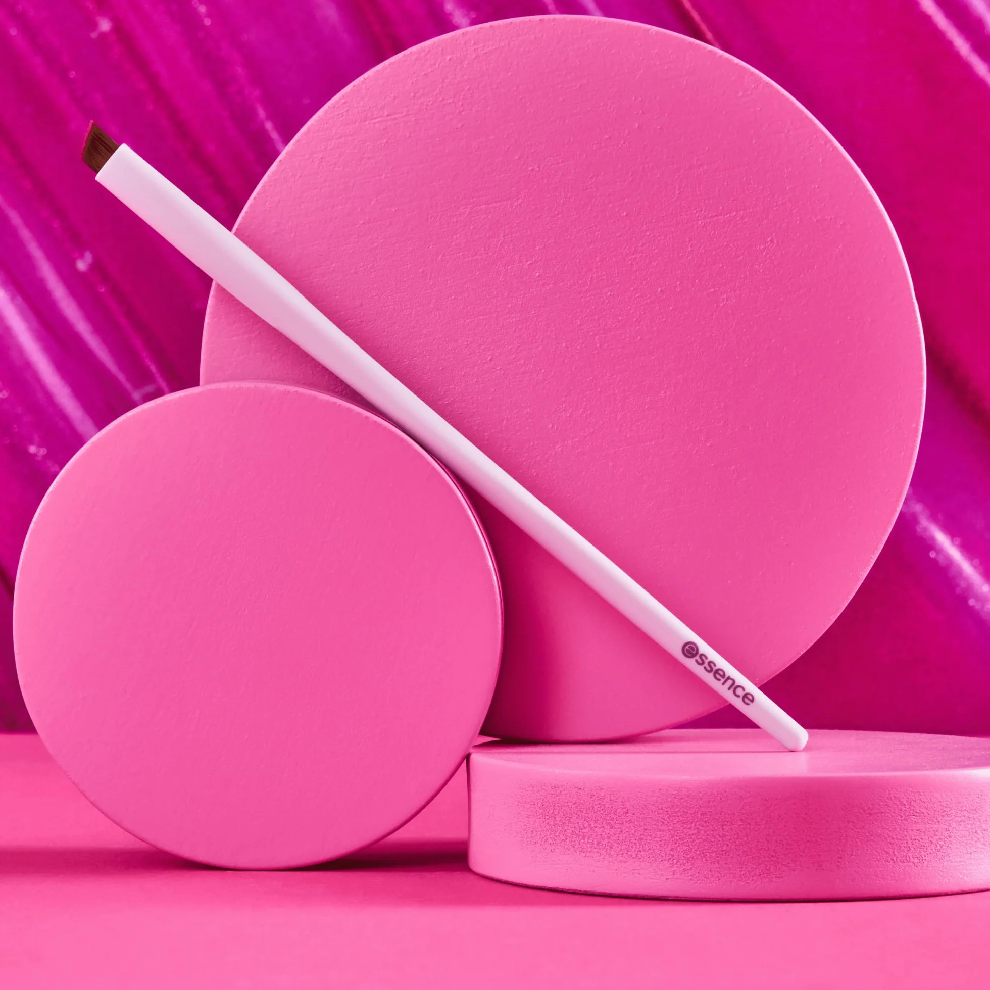 essence pędzelek do eyelinera (1pcs)