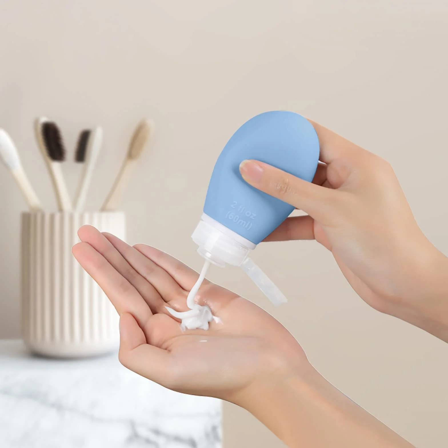 Opret Zestaw 3 silikonowych butelek podróżnych, 60 ml, szczelne, do wielokrotnego napełniania, przenośne pojemniki do szamponu, kremów, odżywki, nie zawierają BPA i posiadają certyfikat TSA